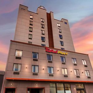 Red Roof Inn Plus Jamaica, Ny - Jfk Airport